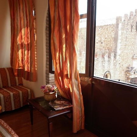 Suite City Center Taormina Værelse billede